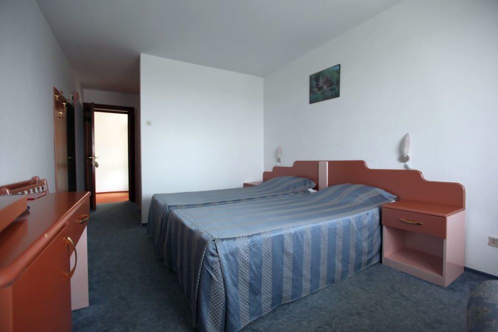 Hotel Ramada By Wyndham Slatina Parc Exterior foto